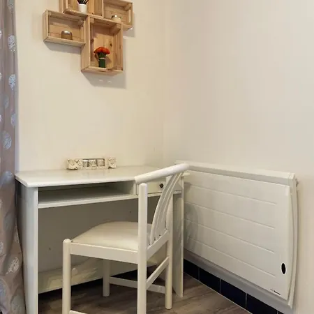 Bord De La Faviere Apartment *